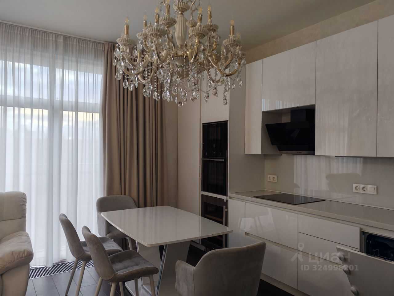 4-комнатная квартира, 110 м² — фотография 2