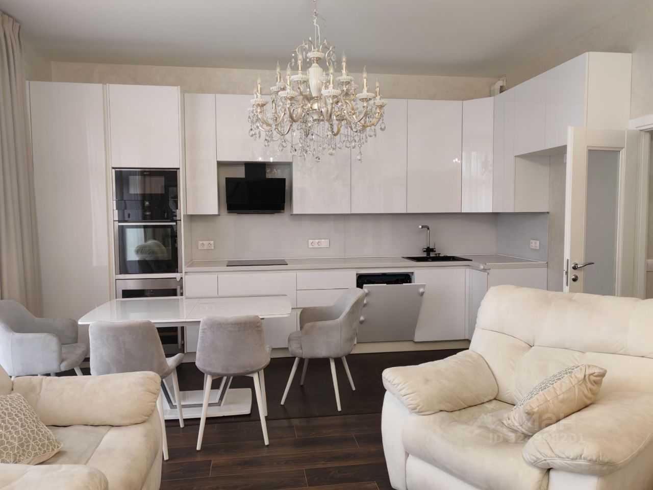 4-комнатная квартира, 110 м² — фотография 3