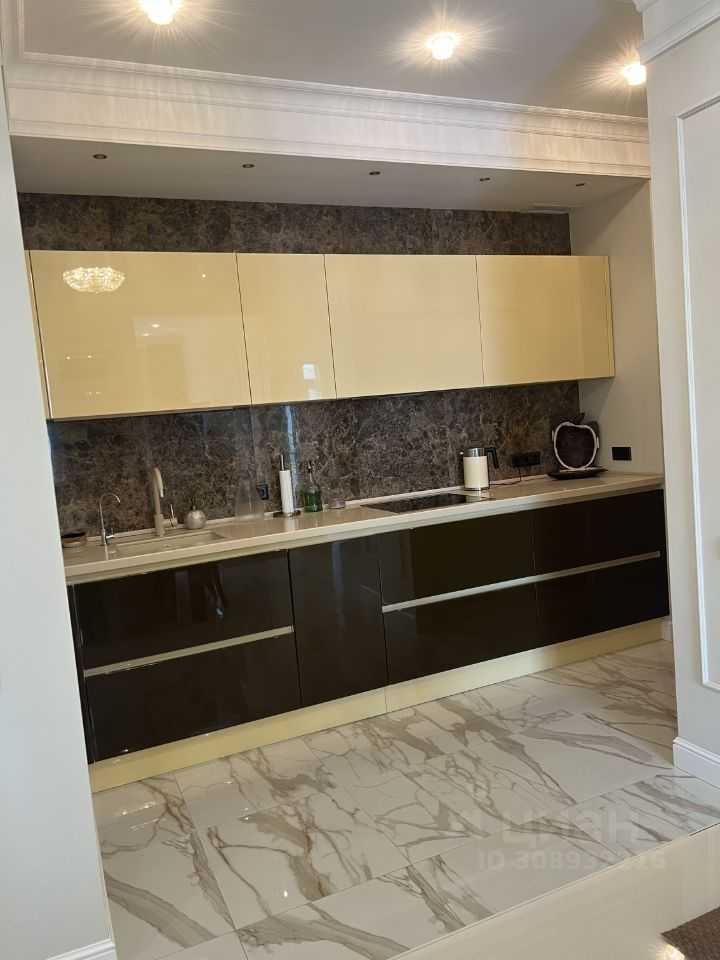 3-комнатная квартира, 105 м² — фотография 2