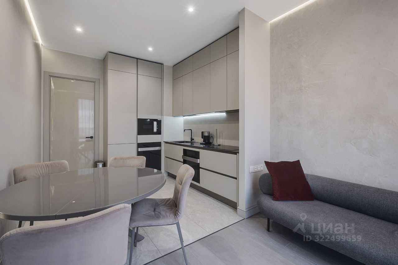 2-комнатная квартира, 71 м² — фотография 2
