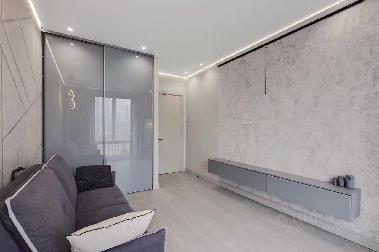 2-комнатная квартира, 71 м² — фотография 3