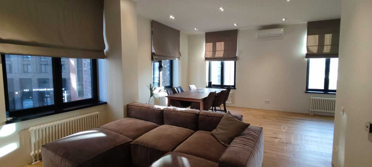 2-комнатная квартира, 67 м² — фотография 3