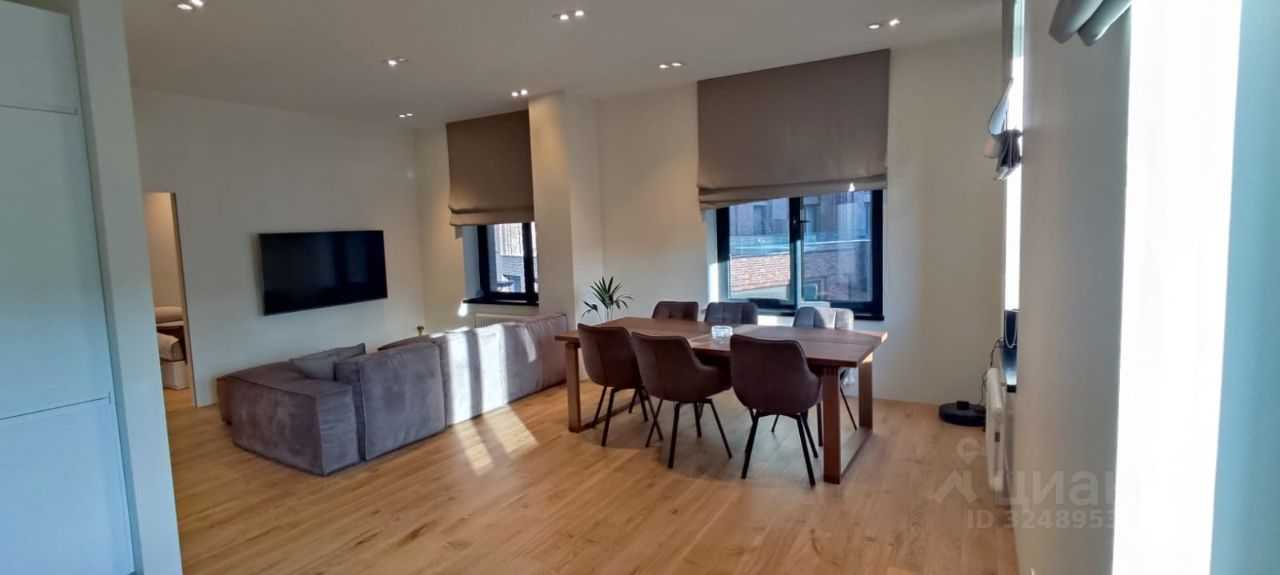 2-комнатная квартира, 67 м² — фотография 2
