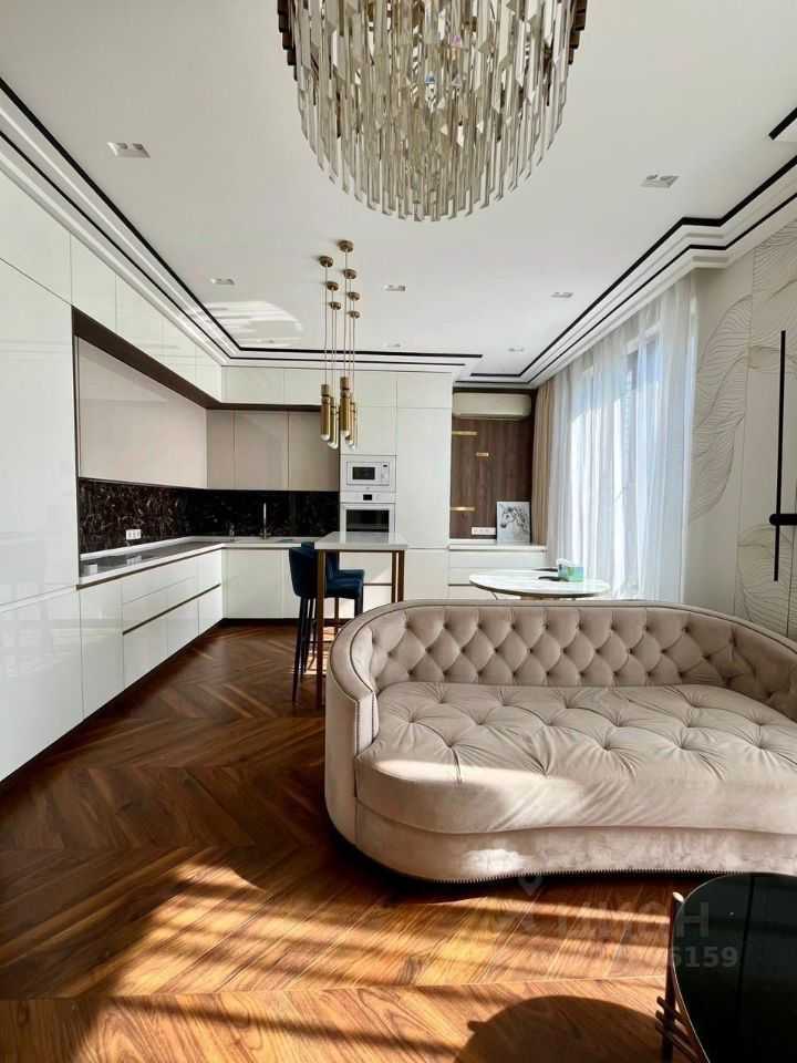 2-комнатная квартира, 70 м² — фотография 2