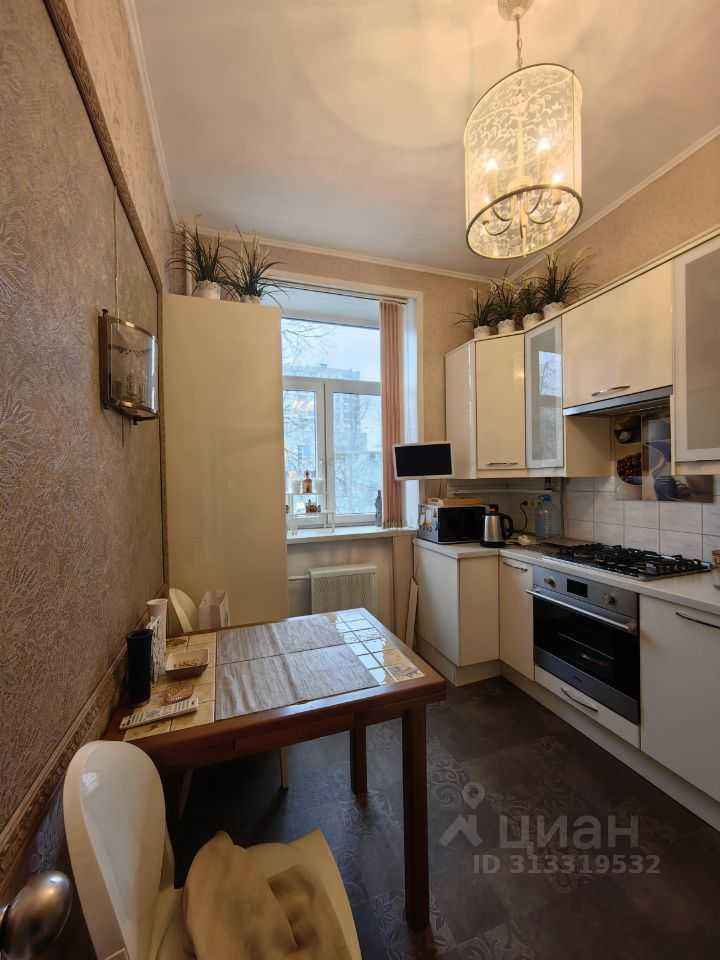 2-комнатная квартира, 67 м² — фотография 2