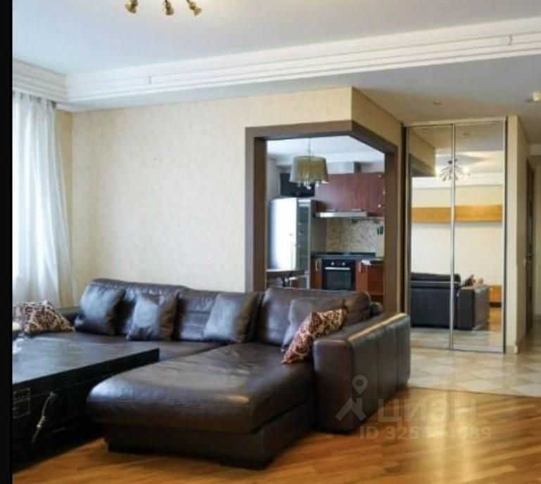 3-комнатная квартира, 96 м² — фотография 2