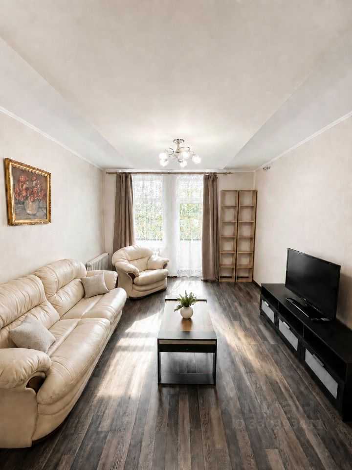 2-комнатная квартира, 70 м² — фотография 2