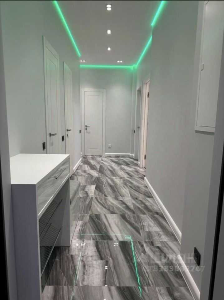 2-комнатная квартира, 74 м² — фотография 2