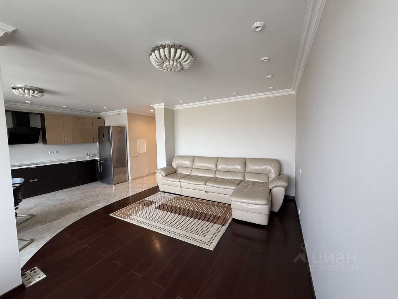 2-комнатная квартира, 65 м² — фотография 3