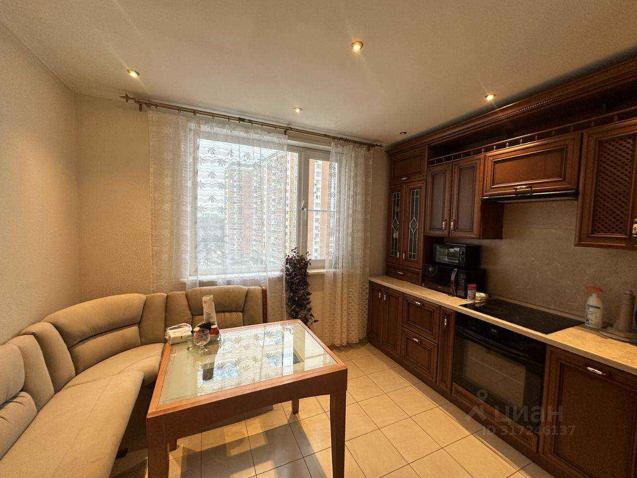 2-комнатная квартира, 57 м² — фотография 2