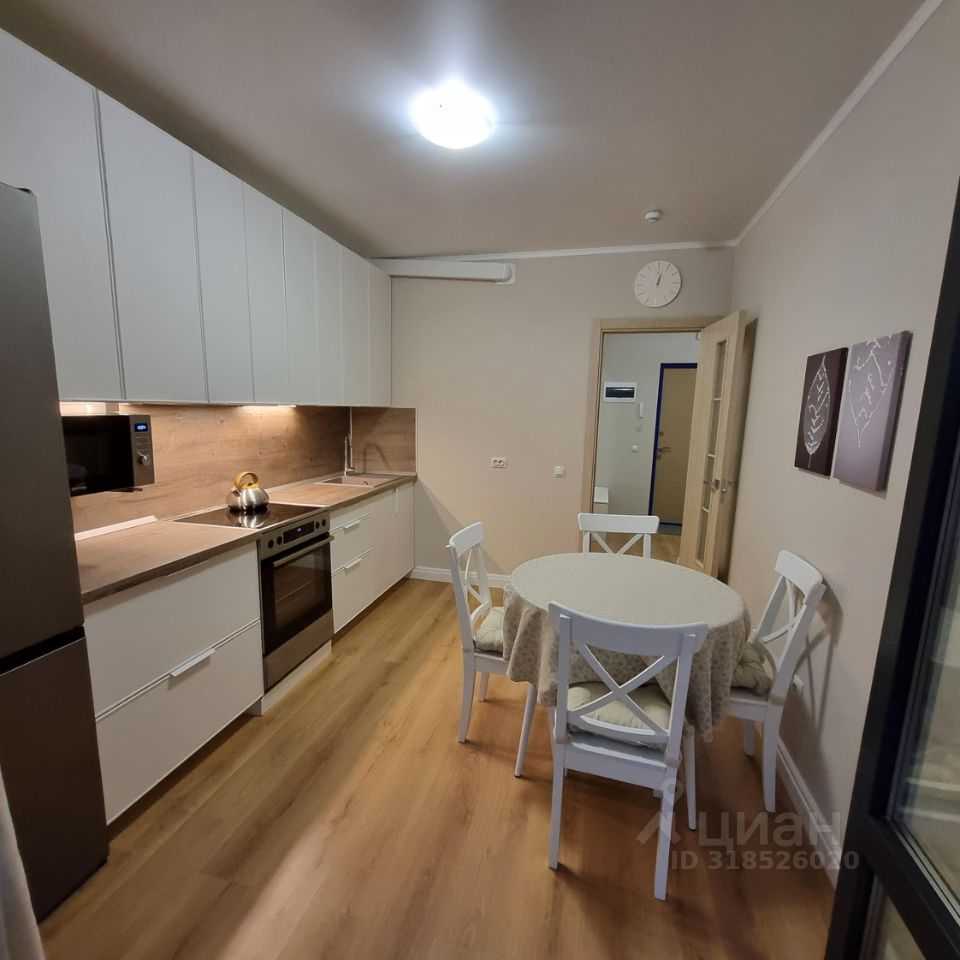 1-комнатная квартира, 42 м² — фотография 2