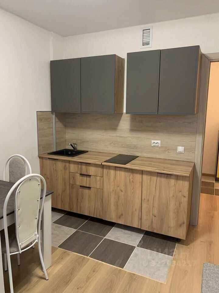2-комнатная квартира, 42 м² — фотография 2