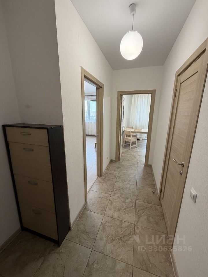 1-комнатная квартира, 43 м² — фотография 2