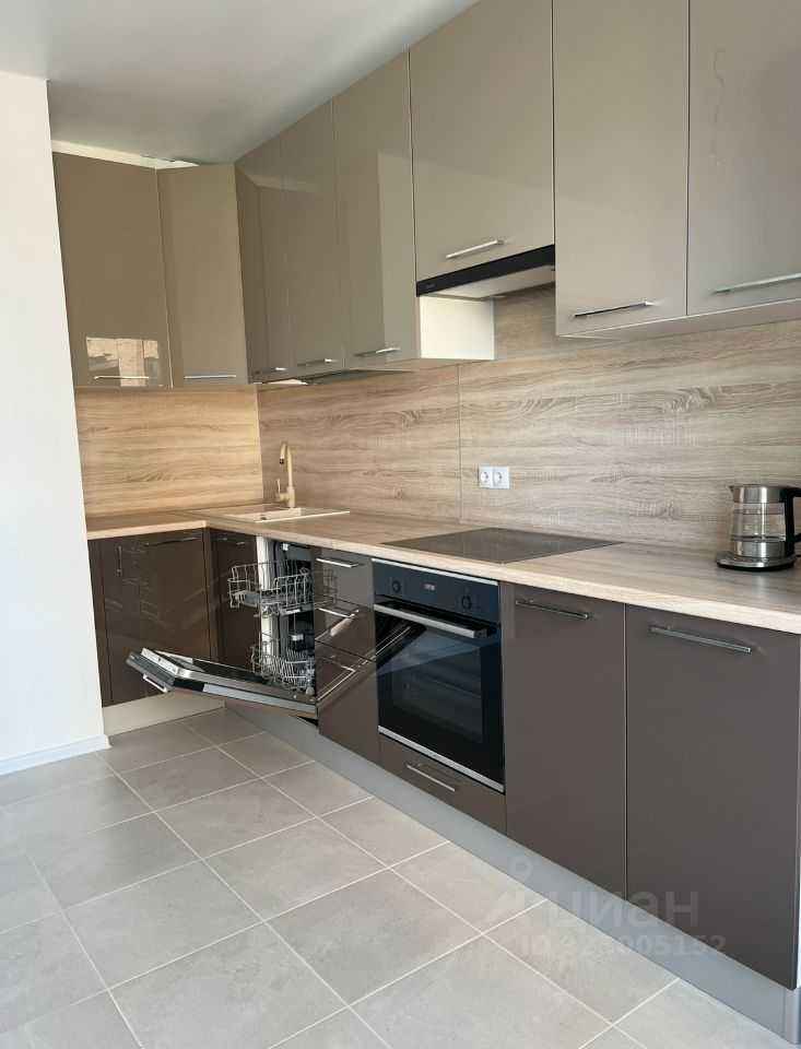 3-комнатная квартира, 72 м² — фотография 2