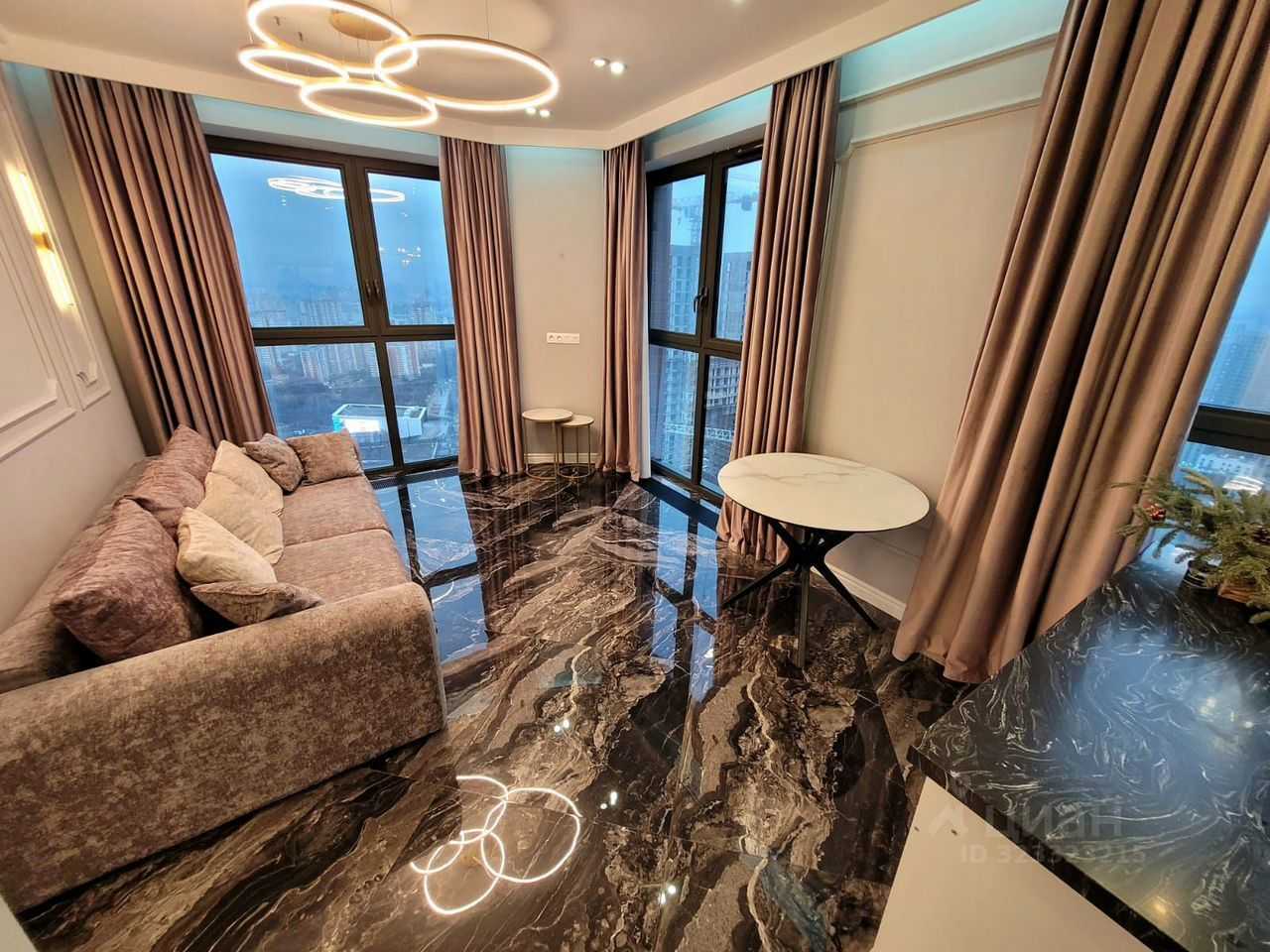 2-комнатная квартира, 53 м² — фотография 3