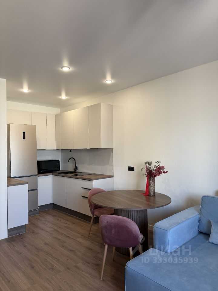 3-комнатная квартира, 64 м² — фотография 3
