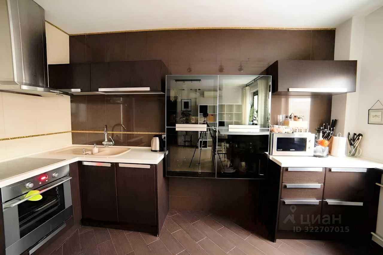 2-комнатная квартира, 65 м² — фотография 2