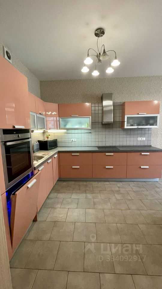 2-комнатная квартира, 82,3 м² — фотография 2
