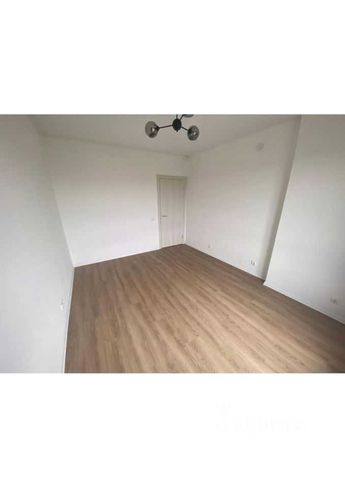 3-комнатная квартира, 77 м² — фотография 2