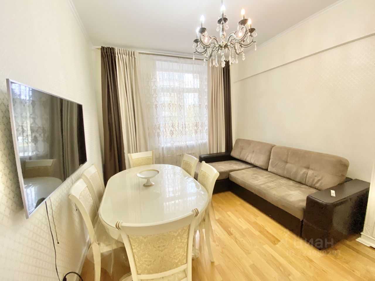 2-комнатная квартира, 57 м² — фотография 2