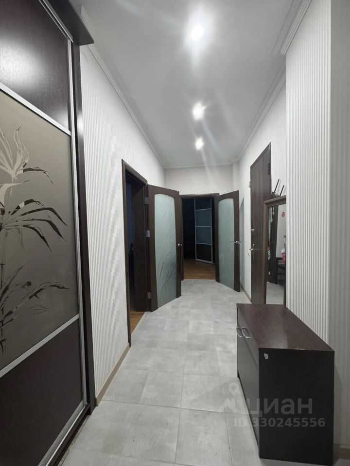 1-комнатная квартира, 52 м² — фотография 2
