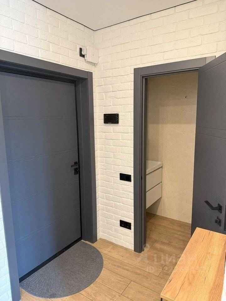 2-комнатная квартира, 73 м² — фотография 3