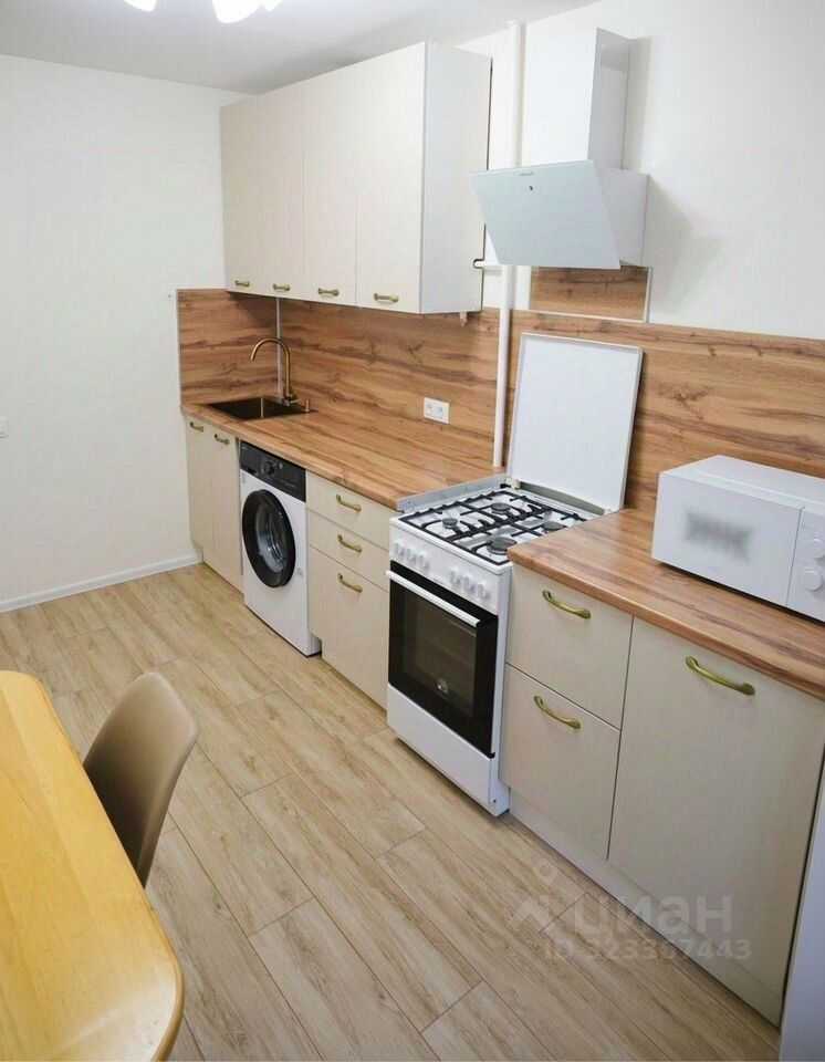 1-комнатная квартира, 42 м² — фотография 2