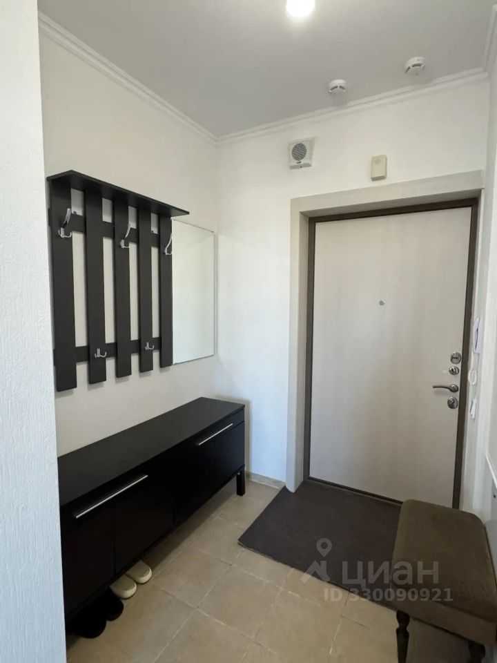 1-комнатная квартира, 42 м² — фотография 3