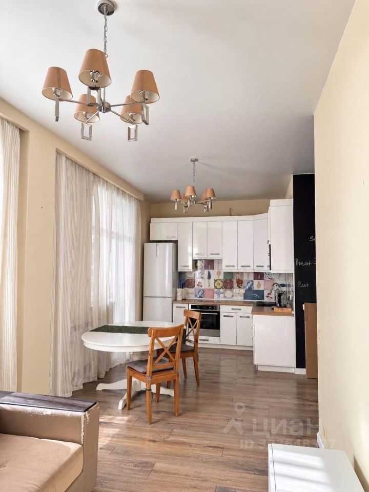 3-комнатная квартира, 72 м² — фотография 2