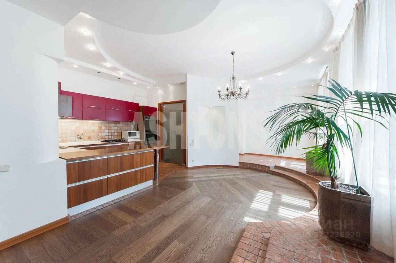 4-комнатная квартира, 186 м²