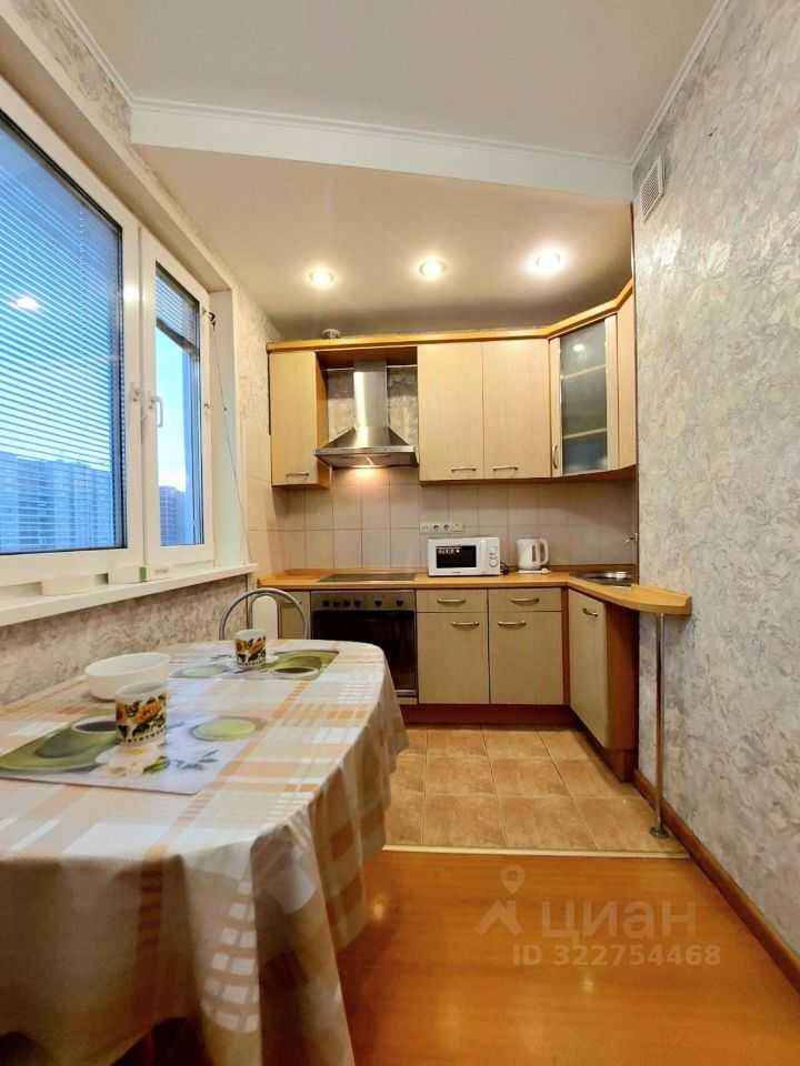 1-комнатная квартира, 38 м² — фотография 2