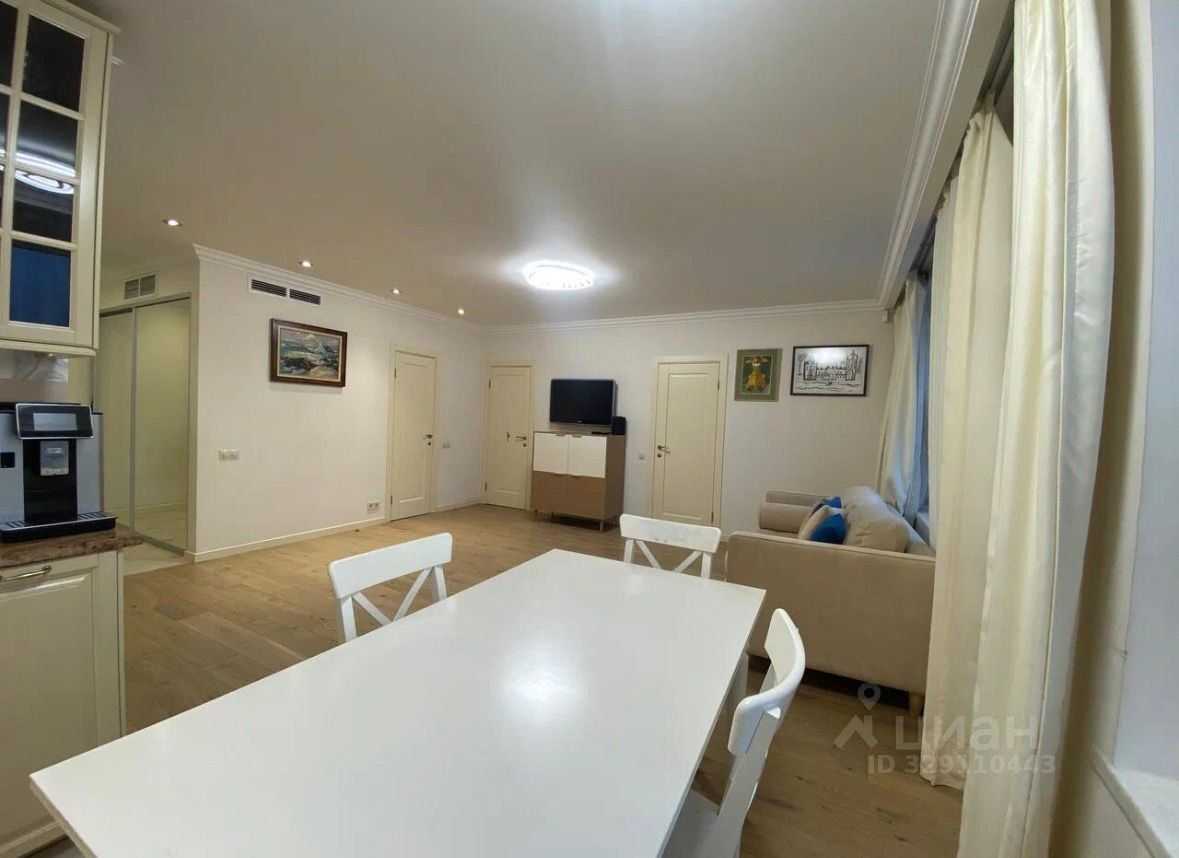 2-комнатная квартира, 81,6 м² — фотография 3