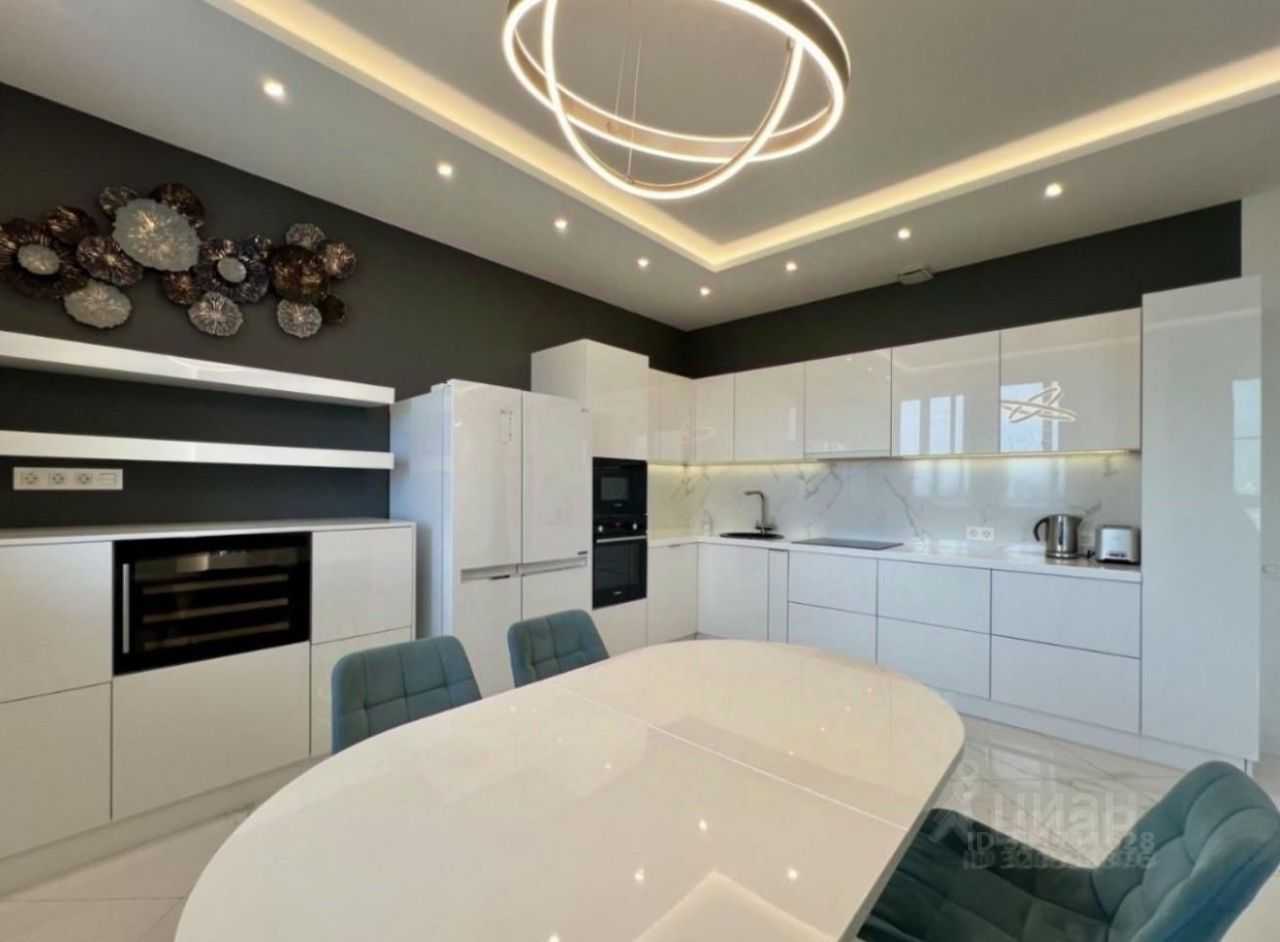 3-комнатная квартира, 110 м² — фотография 2