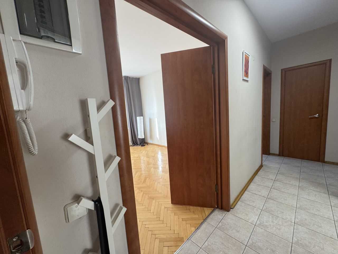 2-комнатная квартира, 56 м² — фотография 3