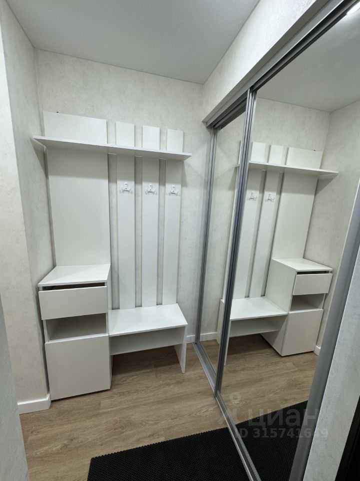 1-комнатная квартира, 35 м² — фотография 2