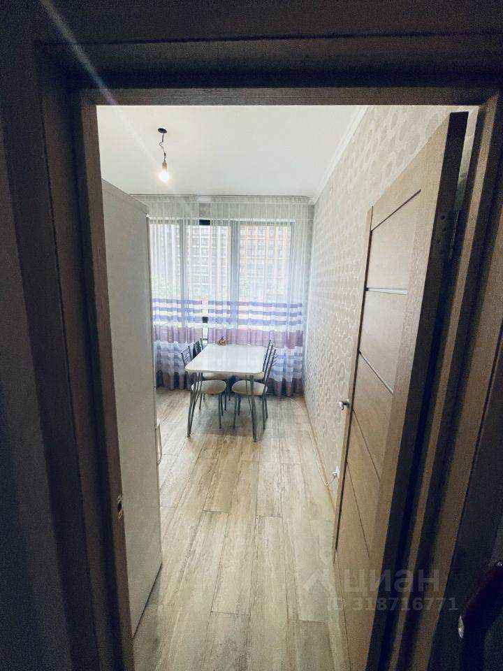 2-комнатная квартира, 60 м² — фотография 3