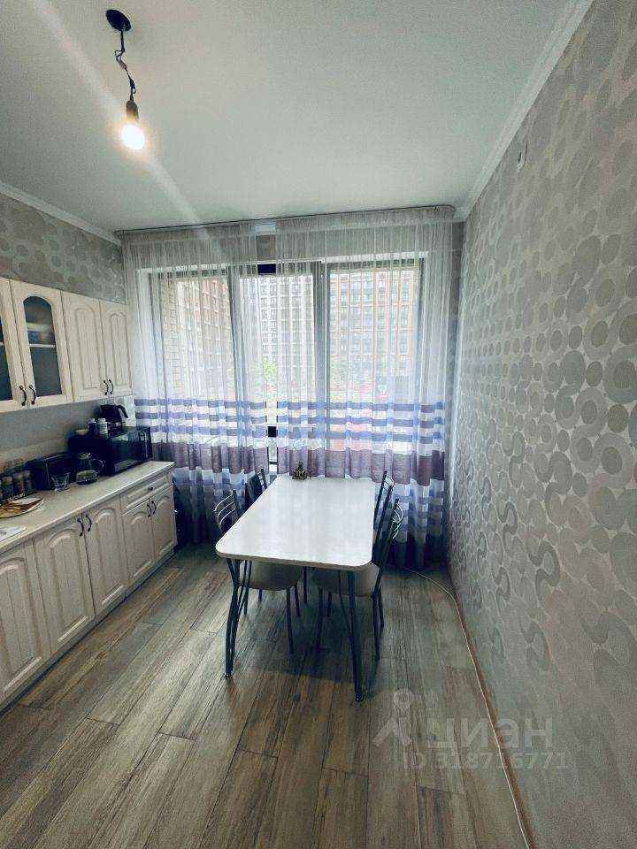 2-комнатная квартира, 60 м² — фотография 2