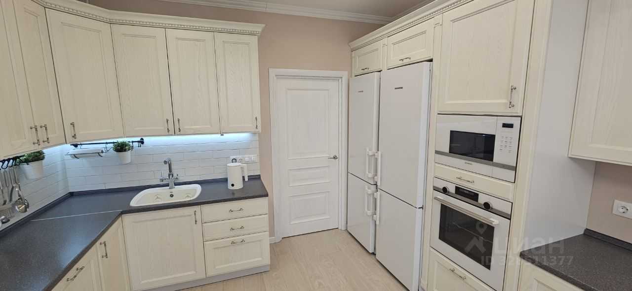 2-комнатная квартира, 60,7 м² — фотография 2
