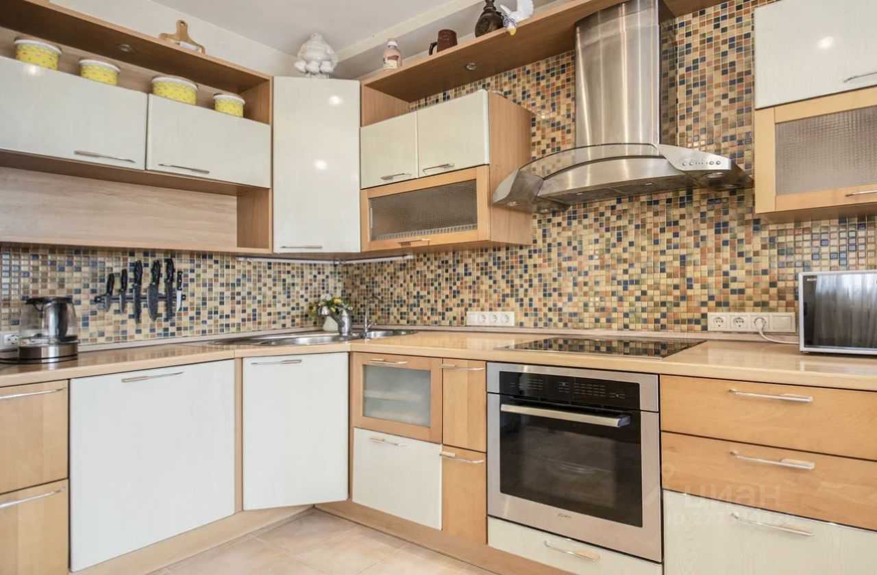 4-комнатная квартира, 140 м² — фотография 3