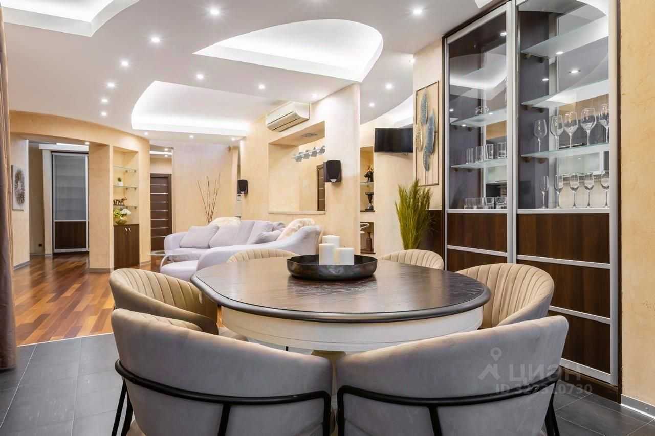 4-комнатная квартира, 175 м²