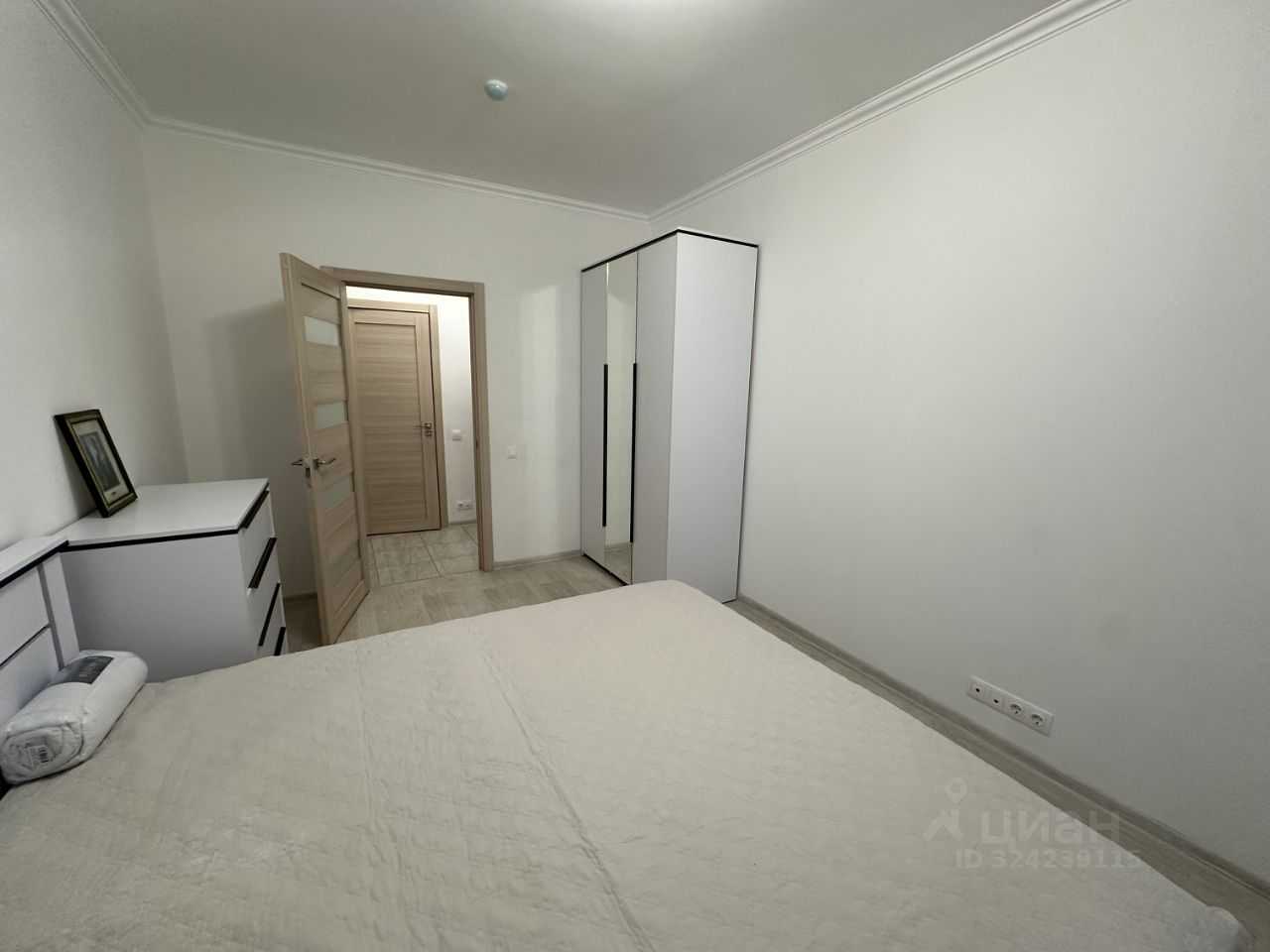 2-комнатная квартира, 64 м² — фотография 3