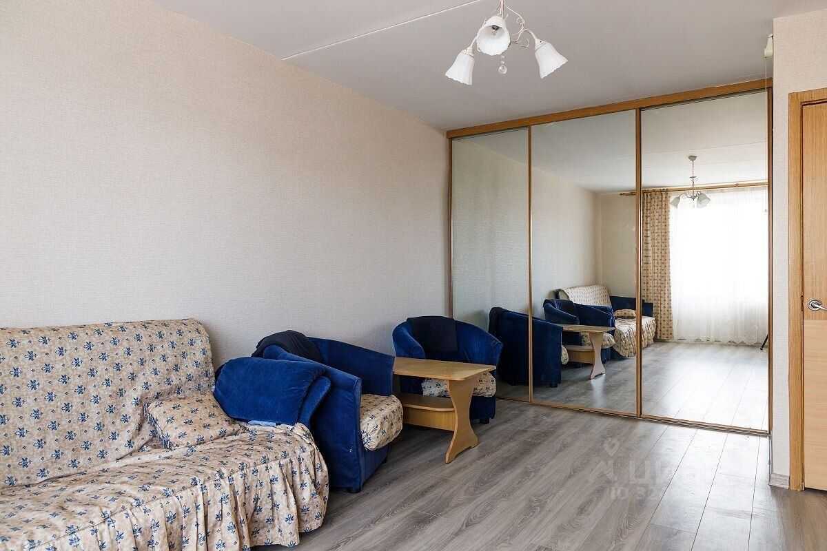 1-комнатная квартира, 50 м² — фотография 2