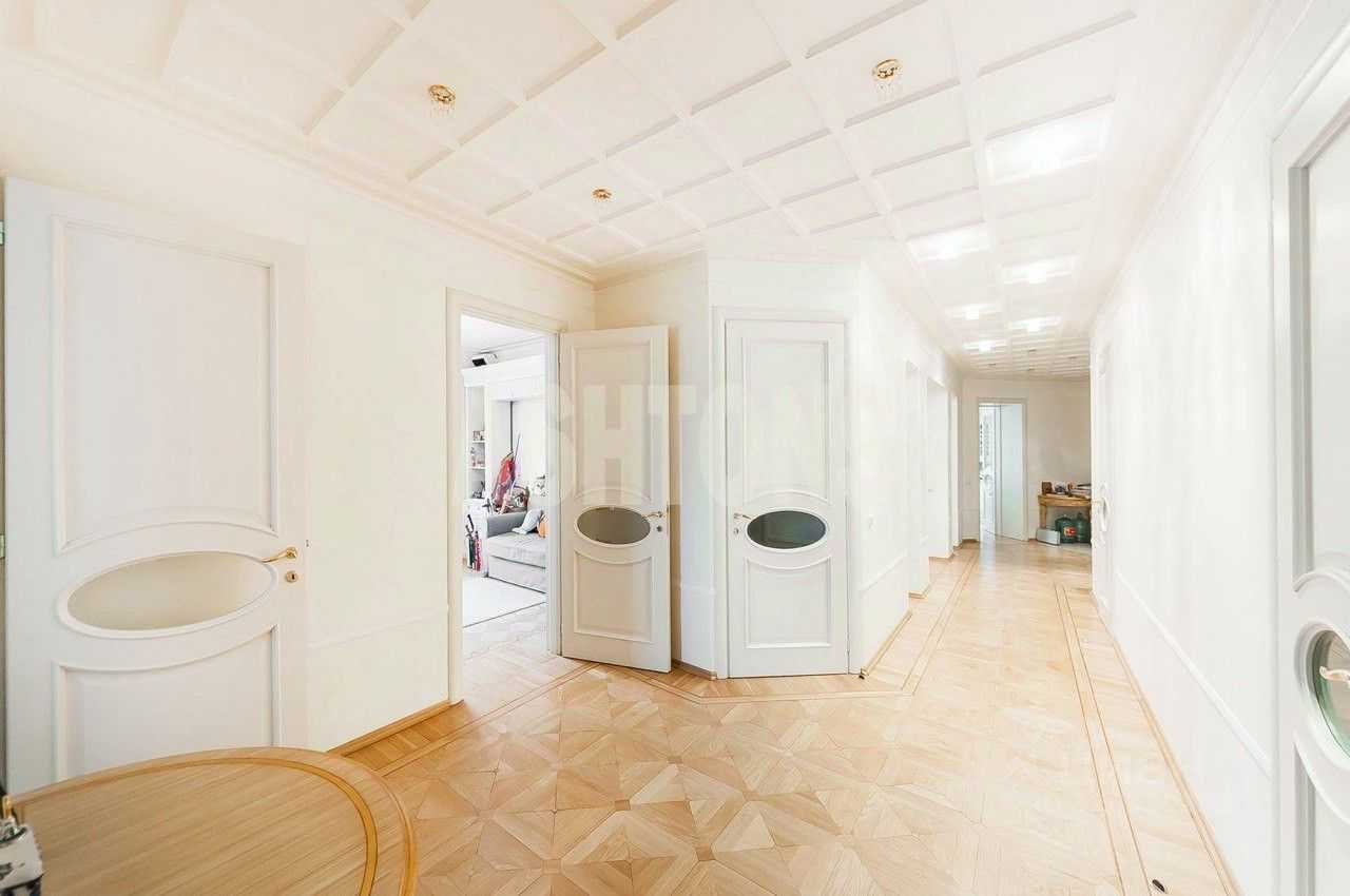 4-комнатная квартира, 177 м² — фотография 3