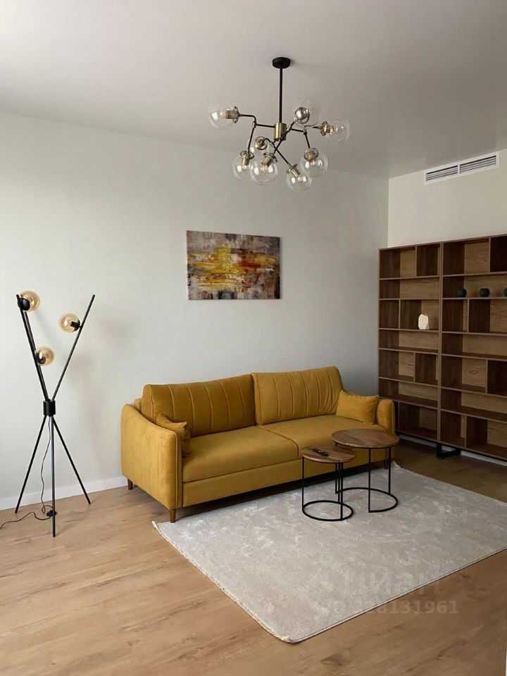 2-комнатная квартира, 55 м² — фотография 2