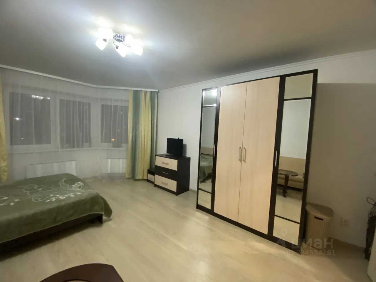2-комнатная квартира, 56 м² — фотография 2