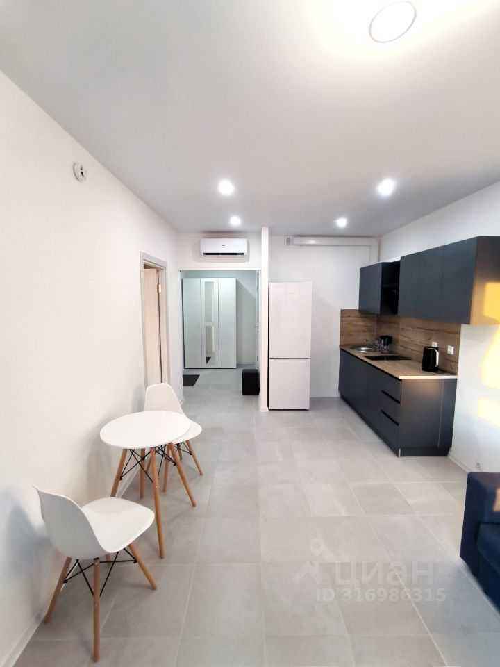 2-комнатная квартира, 42 м² — фотография 2