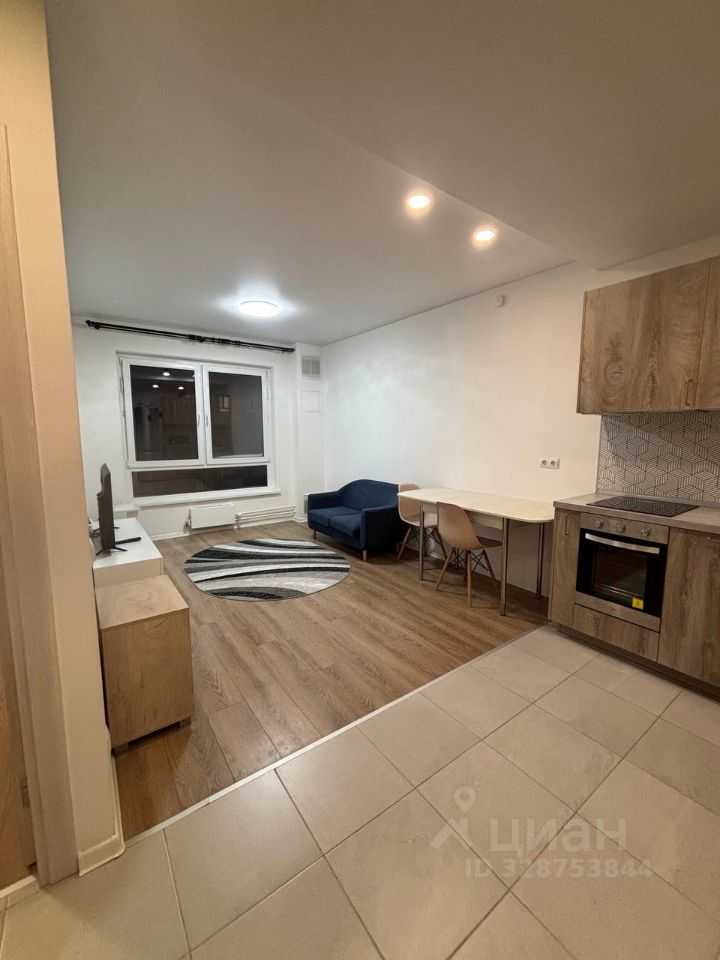 1-комнатная квартира, 35,7 м² — фотография 2