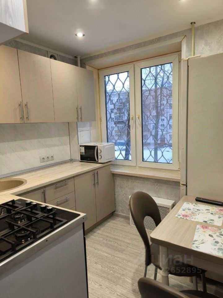 3-комнатная квартира, 56 м² — фотография 2