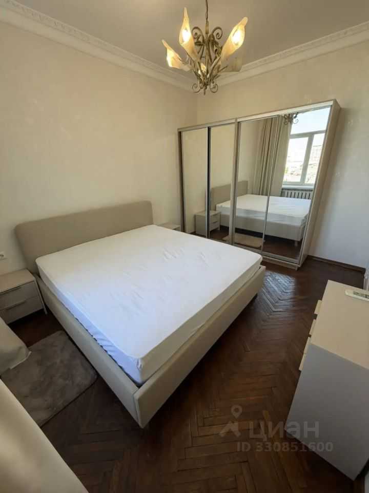 2-комнатная квартира, 61,7 м² — фотография 3