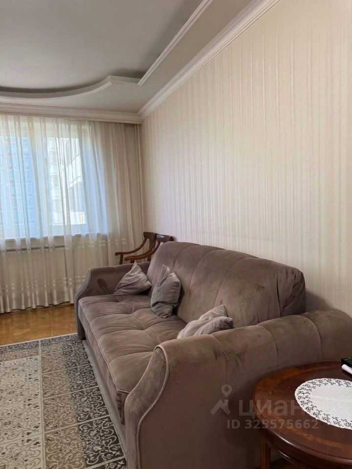 4-комнатная квартира, 110 м² — фотография 2